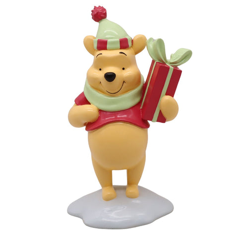 3D seasonal statue Winnie the Pooh