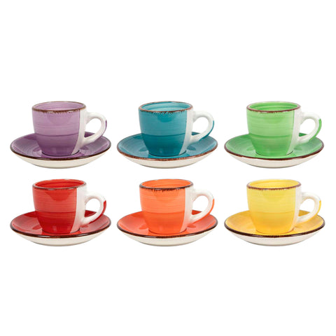 Set aus sechs bunten keramik-espressotassen und untertassen mit lebhaftem halbton-gläsur und weißen griffen