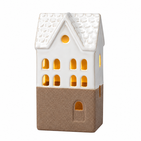 Haus mit LED 8x6x15cm