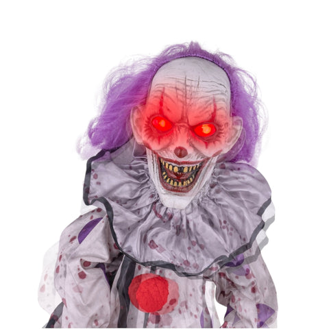 Animierter clown 110 cm mit gruseligen rot leuchtenden augen, lila haaren und grauem satin outfit mit blutflecken