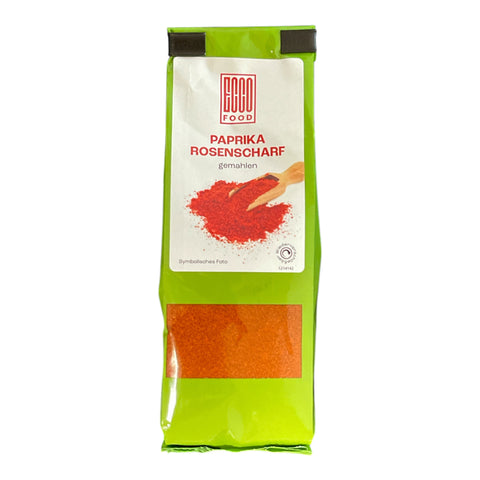 Grüne und weiße tacco food paprika rosenscharf 60g packung mit gemahlenem rotem paprika und getrockneten chilischoten