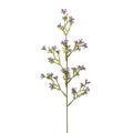 Ein schlanker künstlicher jasminzweig mit zarten lila blüten und grünem blattwerk