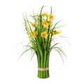Ein grasbusch mit künstlichen gelben irisen und langen grünen stielen gebunden mit rustikalem twine 44cm