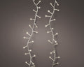 Weiße led stringlichter mit filigranem, verdrehtem drahtdesign für outdoor sparkle effektbeleuchtung