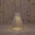 Warme sandfarbene solar hängelampe mit slatted holz und gebogenem metallgriff 20x20x24 cm