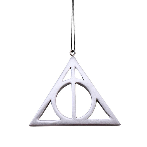 Silbernes 3d ornament deathly hallows aus metall an schwarzer schnur hängend