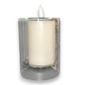 3d led kerze tara 7x10cm creme mit weißer säule im klaren glaskerzenhalter und elektrischem flammeneffekt