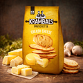 Ein leuchtend gelber beutel krambals bruschetta chips mit schwarzem und weißem logo und illustration zweier männer