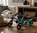 Figur farrad blau und türkis zwei miniatur tandem fahrräder aus metall mit holzlenker und holzsitz
