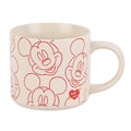 Creamfarbener keramikbecher mit rotem mickey mouse gesicht muster und kleinem mickey und minnie herzen logo 14,5 cm