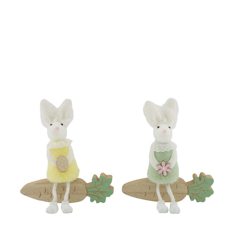 Figurine rabbit on carrot 15x4x16