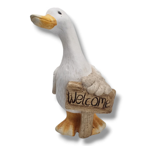 Weiße gartenfigur ente hält rustikales holzschild mit willkommen text 25x21x42,8 cm