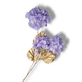 Eine zarte hortensie flieder mit goldenem stiel 88 cm und goldblattakzenten sowie kleinen kristallverzierungen