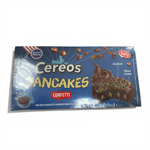 Cereos pancakes 150 g confetti cake mit schokoladencremefüllung in blauer box mit bunten streuseln und schokowirbeln