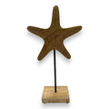 Rustikale sternförmige skulptur aus mangoholz auf schwarzem stand 15x6x29 cm seestern mangoholz