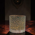 Teelichthalter gold grün 8cm mit zylindrischer form und strukturiertem mosaikdesign in grün und gold