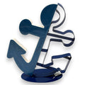 Navyblauer metall-anker-förmiger ausstecher mit glänzender oberfläche und cut-out-design metall-anker blau/creme