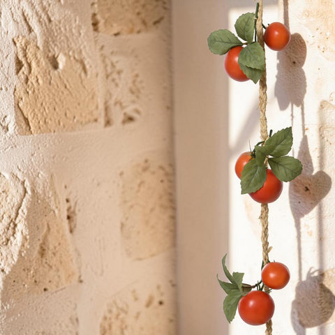Girlande tomate dekorative schnur mit künstlichen roten tomaten und grünen blättern an naturfaserseil