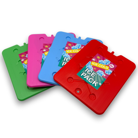 Großes kühlelement 32x25cm set aus bunten plastik-eispackungen in grün rosa blau und rot für kälteanwendungen