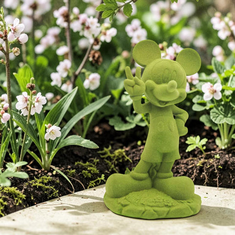 Grüne matte garten statue 3d flock mickey mouse mit erhobener hand im peace zeichen gesture