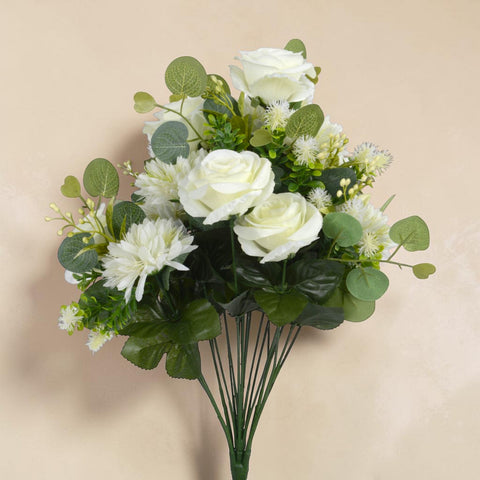 Strauss weiß künstliche weiße rosen mit realistischen blütenblättern und glänzendem grün für dekoration